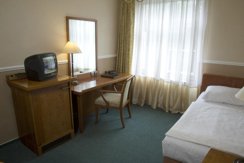 Dr. Adler Spa & Kurhotel Františkovy Lázně Oda fotoğraf