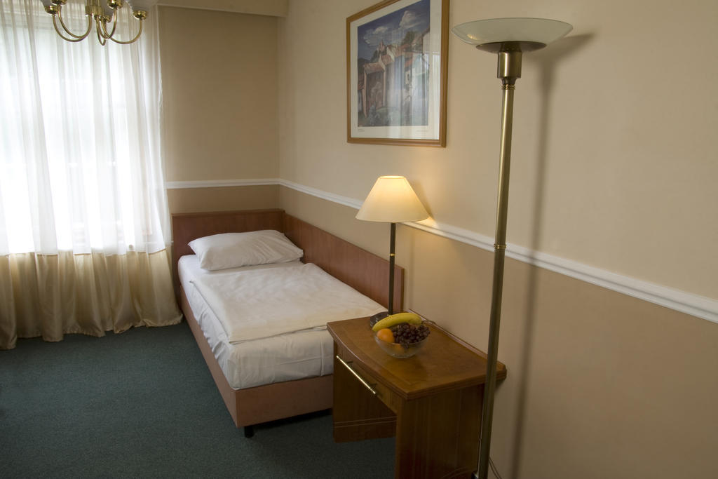 Dr. Adler Spa & Kurhotel Františkovy Lázně Oda fotoğraf