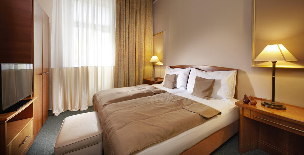 Dr. Adler Spa & Kurhotel Františkovy Lázně Dış mekan fotoğraf
