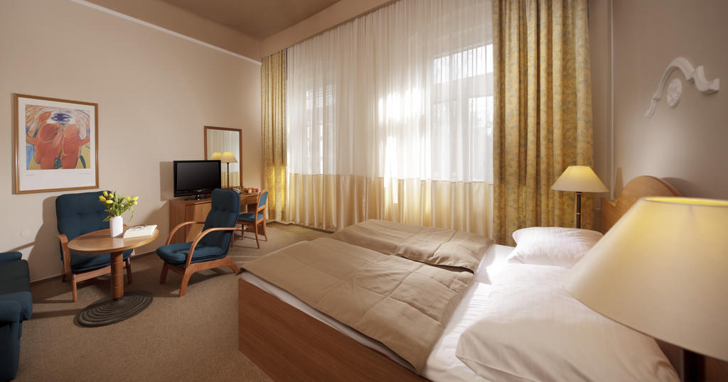 Dr. Adler Spa & Kurhotel Františkovy Lázně Oda fotoğraf