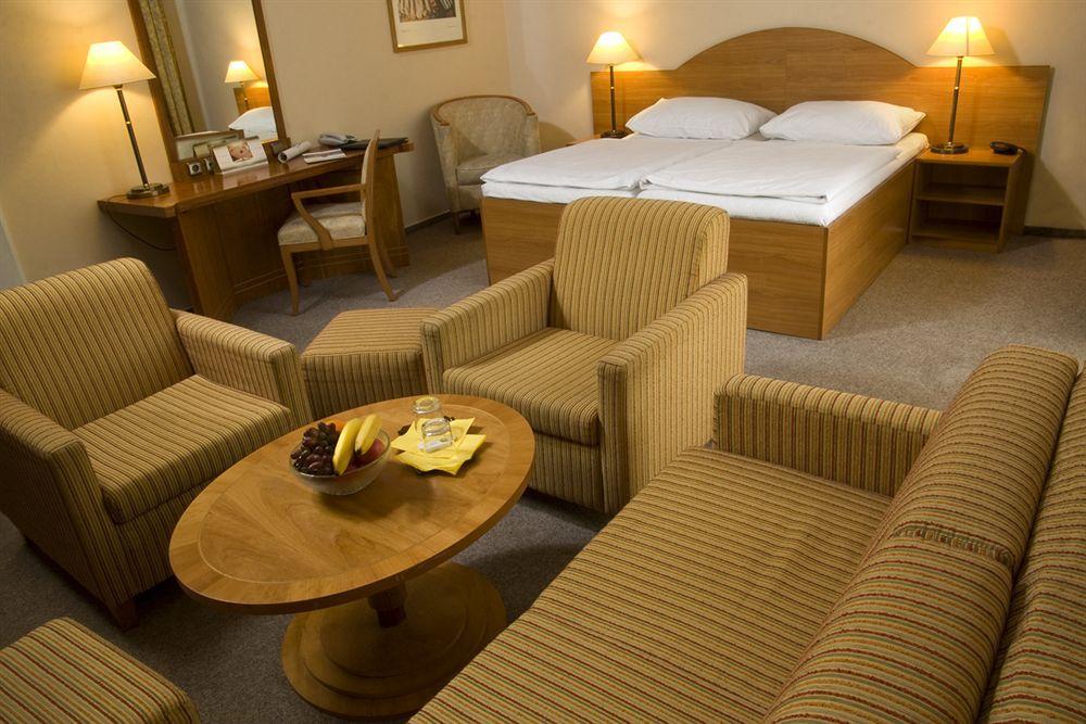 Dr. Adler Spa & Kurhotel Františkovy Lázně Dış mekan fotoğraf